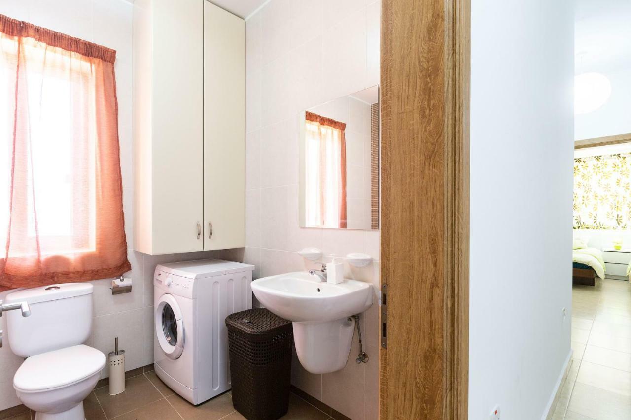North Side Apartment 1 L-Imgarr エクステリア 写真